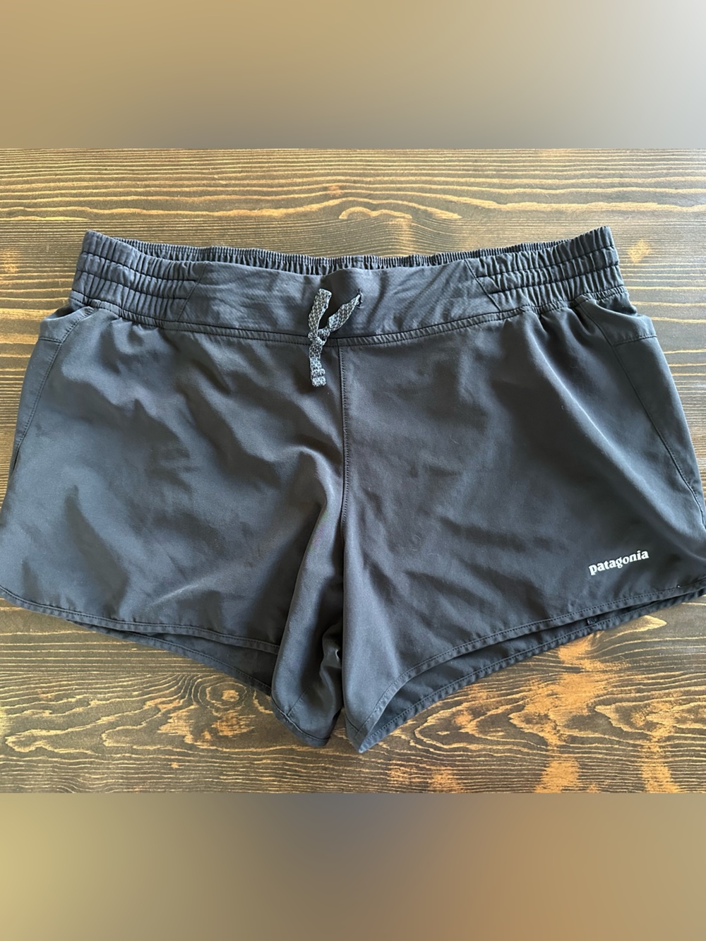 Patagonia Women’s Trail Running Shorts Large Black Lightweight Hiking Athletic